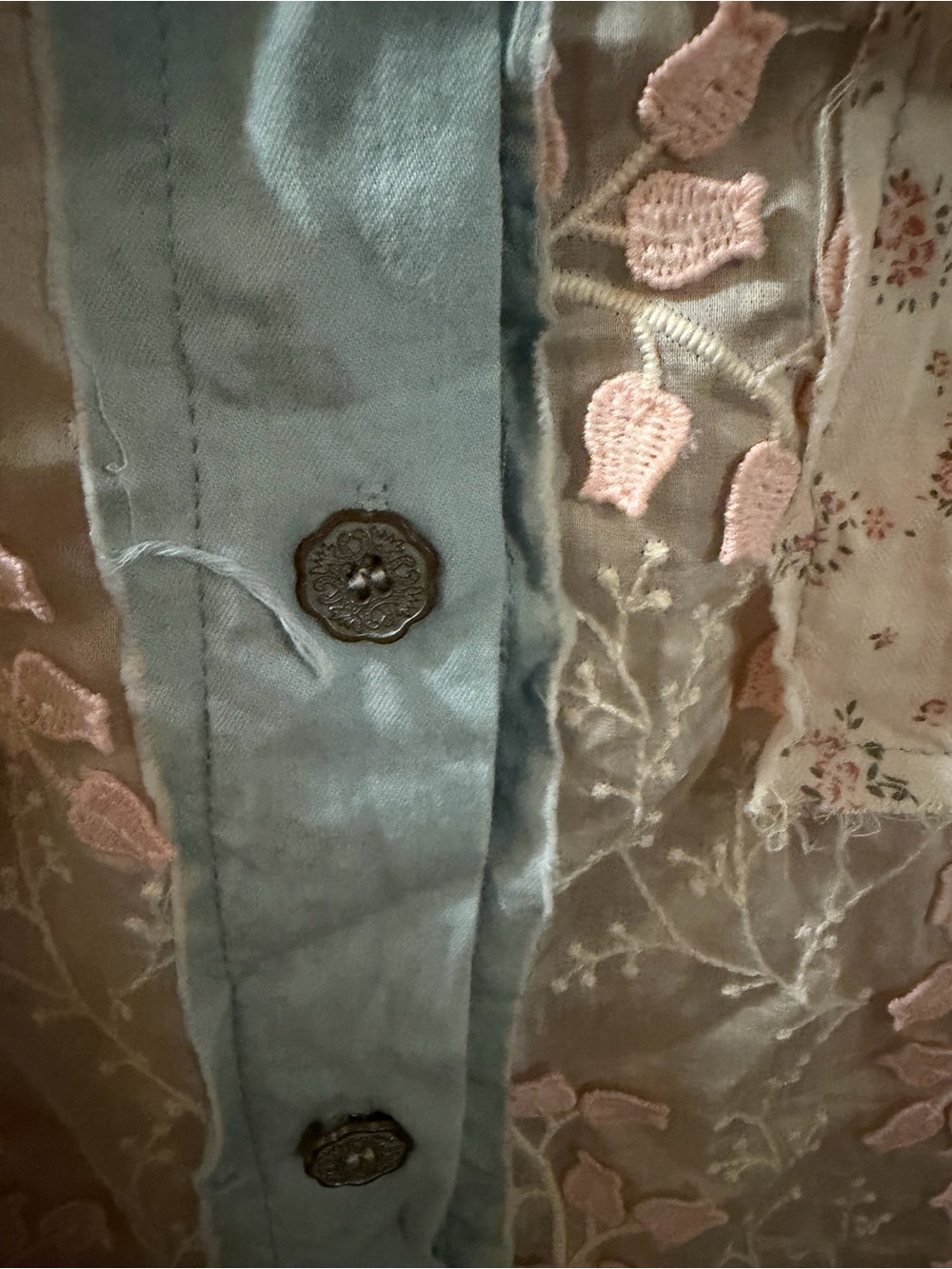 POL Light Blue Shirt Label Detail - Picture 3 of 6